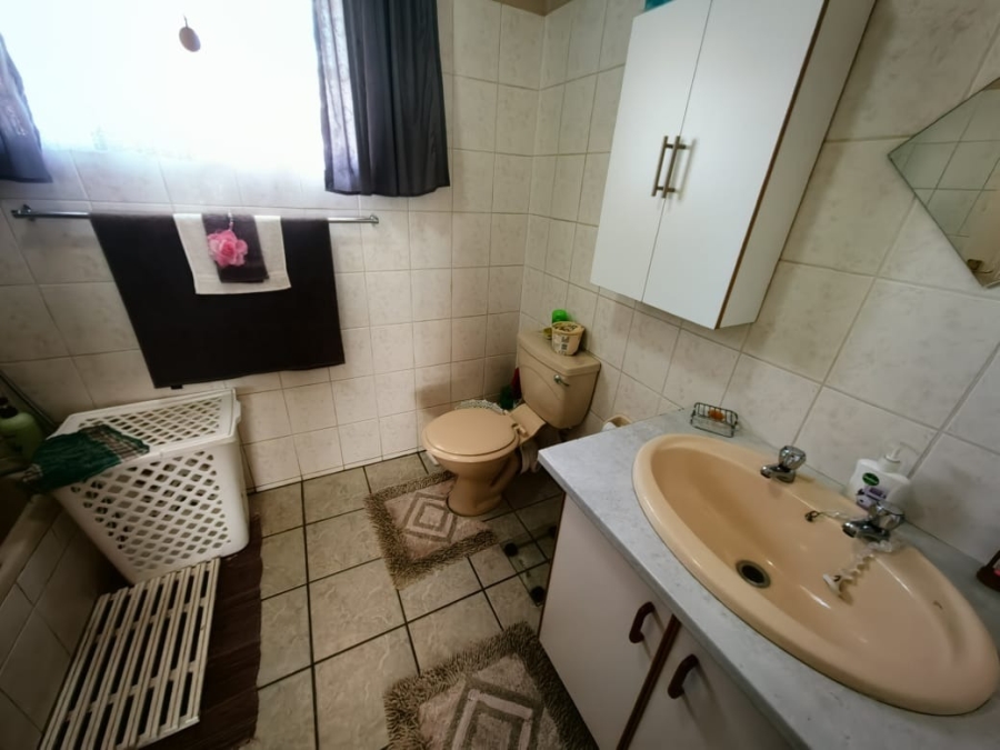 3 Bedroom Property for Sale in Grimbeeck Park North West